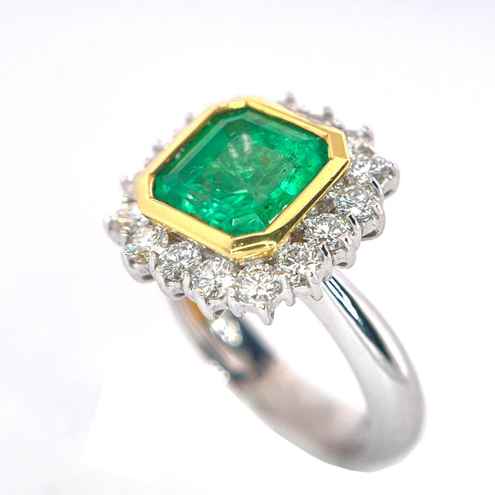Recarlo anello a fiore oro 18kt  smeraldo ct.2,13 diamanti ct.1,10