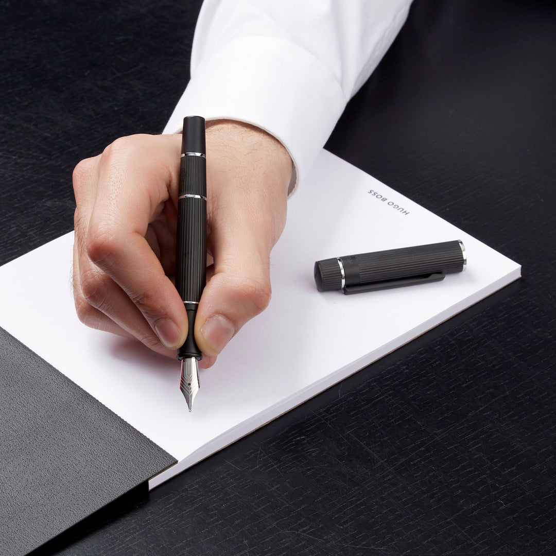 Hugo Boss Penna stilografica Core Black HSF4852A