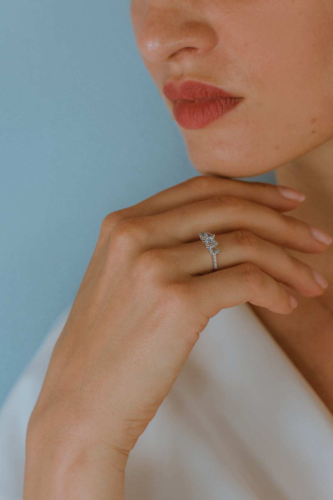 Comete Anello in Oro Diamanti e Acquamarina Goccia ANQ329
