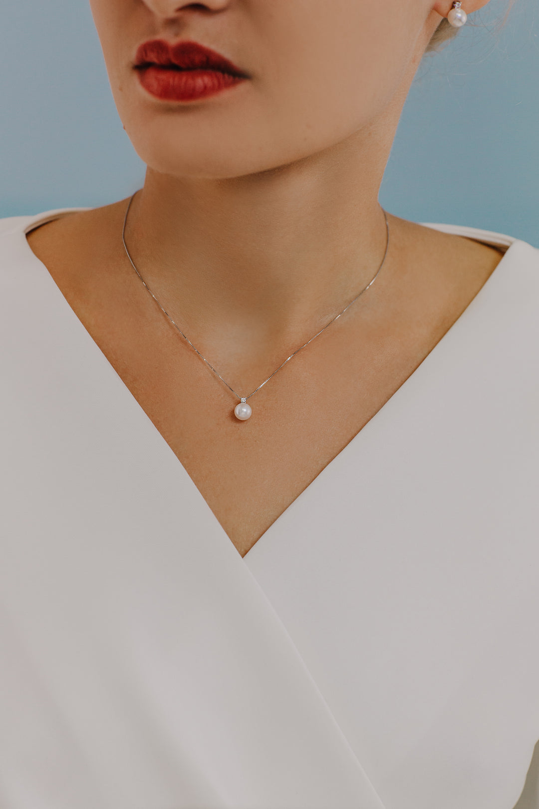 Comete Girocollo Punto luce Perla Akoya in Oro e Diamante GLP539