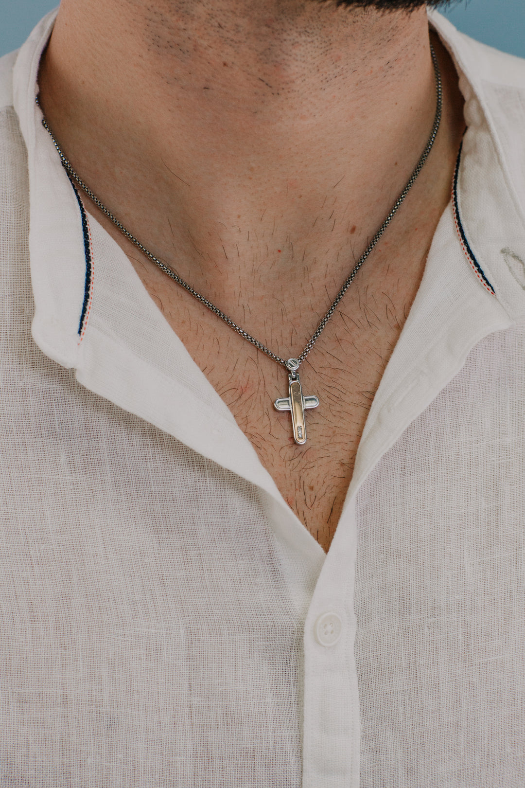 Comete Collana Croce in Acciaio e Diamanti UGL701