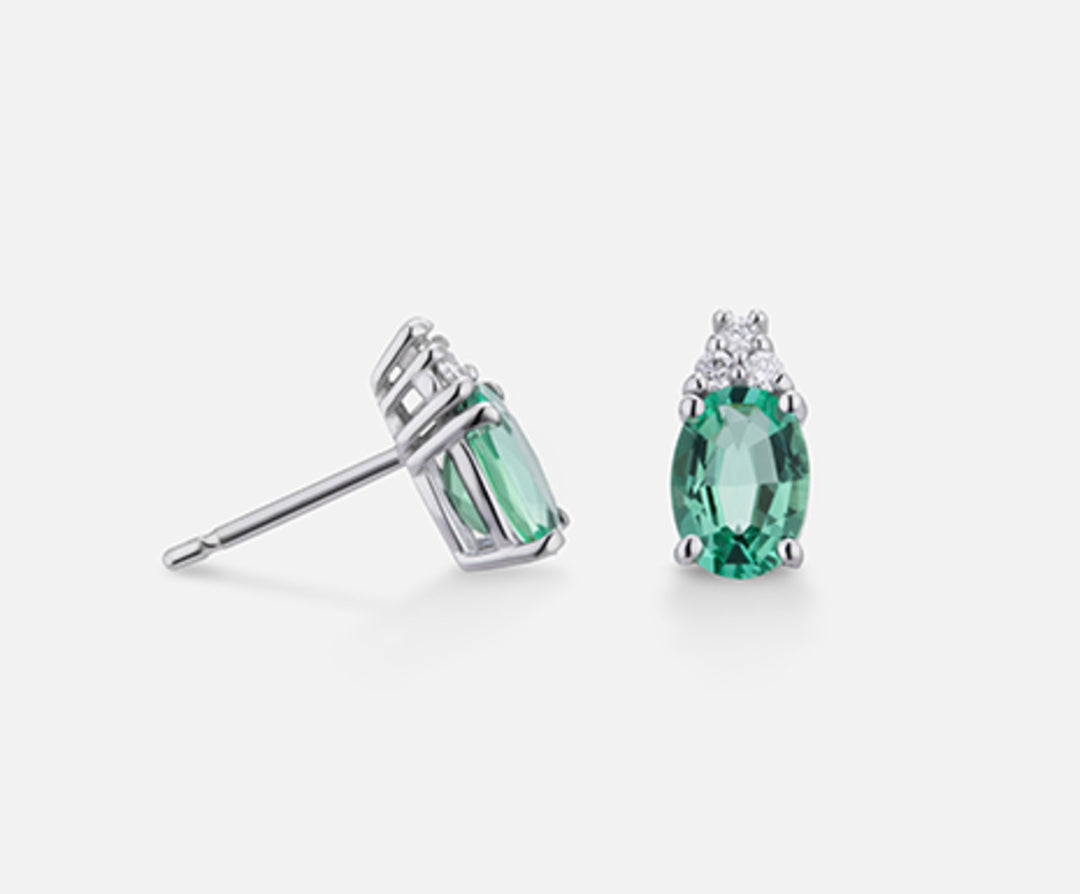 Mikiko or 18k smeraldo n. ovale 7x5 ct.1,20 dia ct.0,09 MO5034O4SMN120
