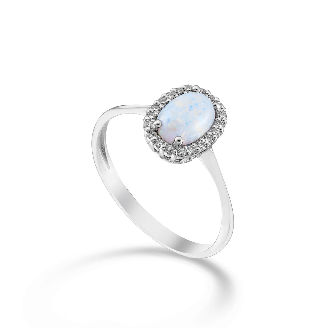 Mikiko an 9k opale cabochon ovale 7x5, con contorno di diamanti MA5207R4OP