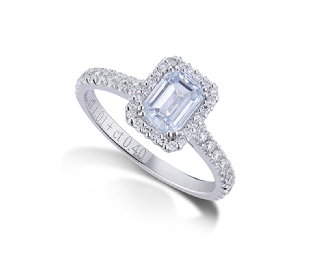Nihama an 18kt lab g.d. f.blu ct.1,01 emerald + ct.0,40 NXDPUAN026O4BB141