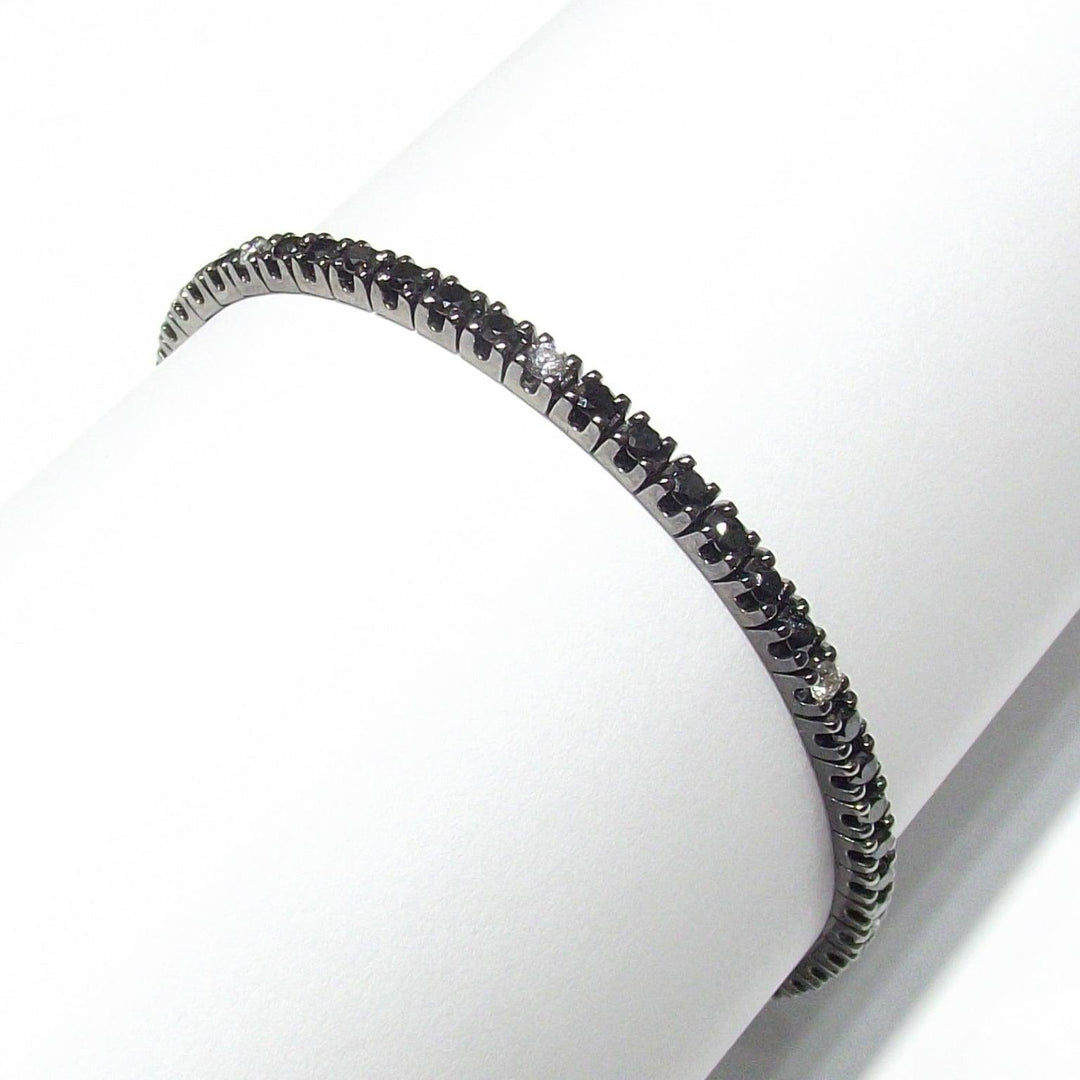 World Diamond Group bracciale tennis oro 18kt finitura rutenio nero diamanti 0,34ct colore G purezza VS e diamanti black 2,07ct 0200BR - Gioielleria Capodagli
